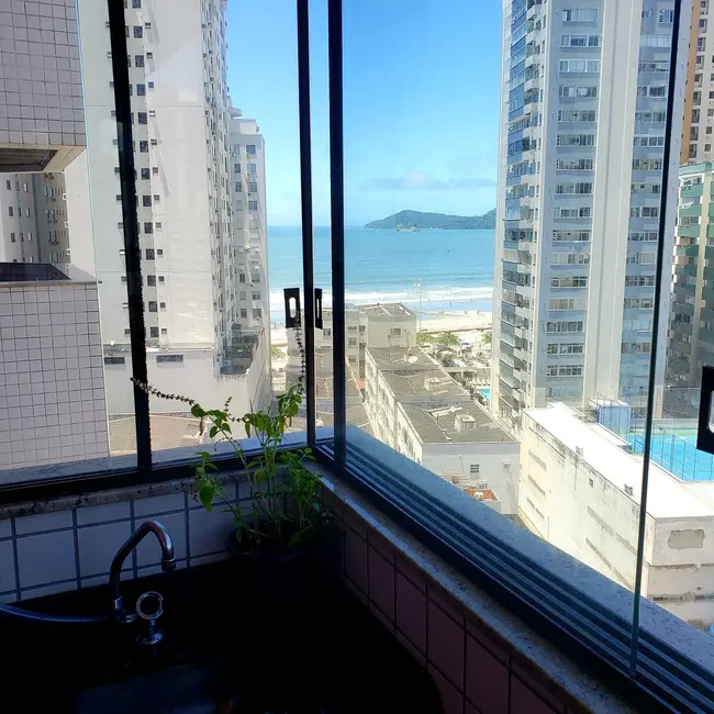 Apartamento com 2 quartos para alugar, 120m2 em Centro, Balneario Camboriu - SC - imagem 1 Foto 1 de Apartamento com 2 quartos para alugar, 120m2 em Centro, Balneario Camboriu - SC
