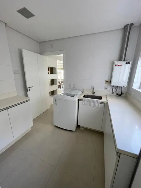 Foto 7 de Apartamento com 3 quartos à venda, 206m2 em Centro, Balneario Camboriu - SC