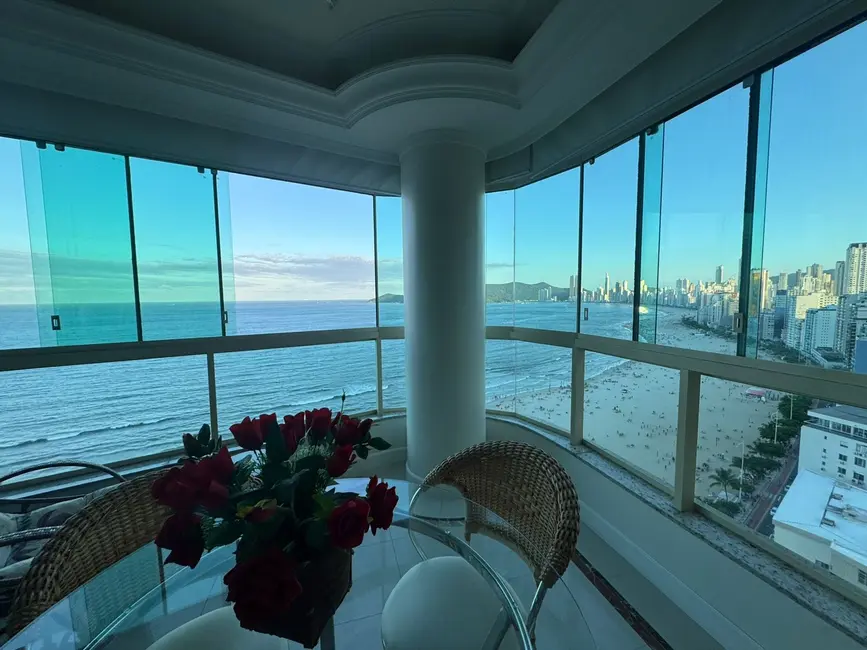 Foto 1 de Apartamento com 3 quartos à venda, 171m2 em Centro, Balneario Camboriu - SC