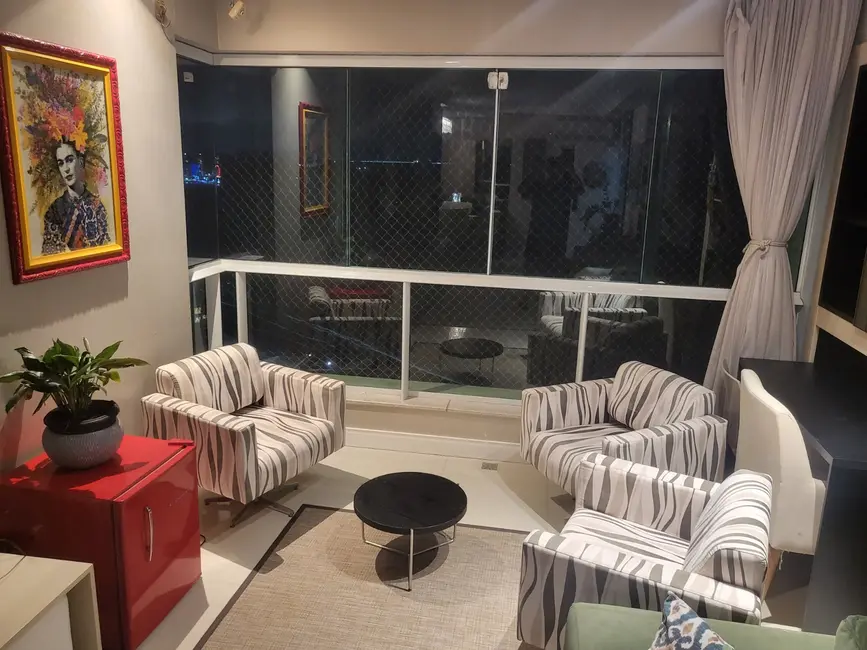 Apartamento com 4 quartos à venda, 144m2 em Centro, Balneario Camboriu - SC - imagem 5 Foto 5 de Apartamento com 4 quartos à venda, 144m2 em Centro, Balneario Camboriu - SC