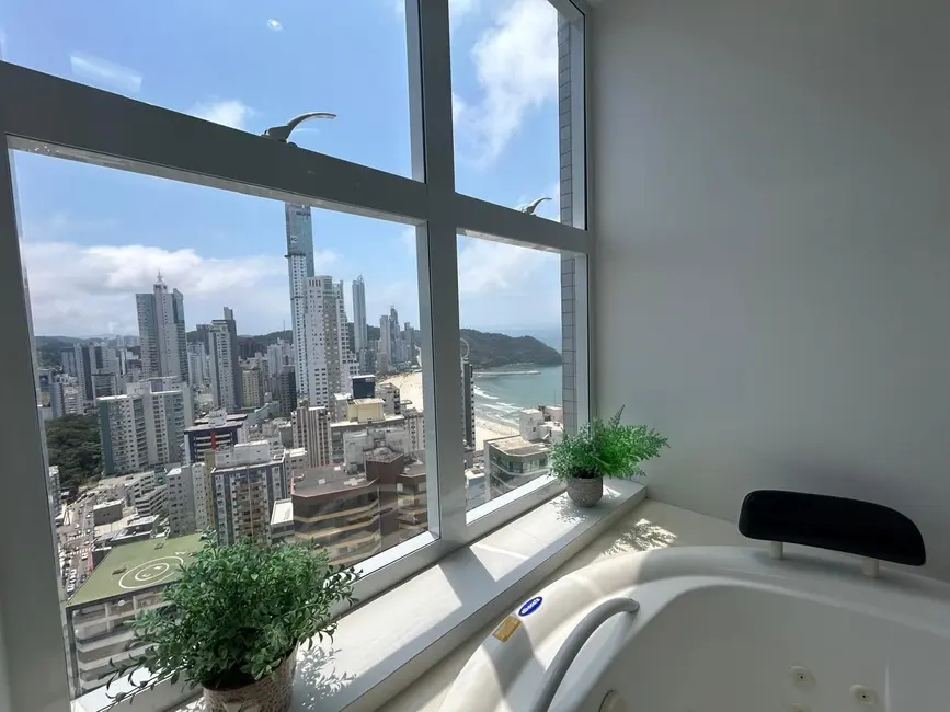 Foto 5 de Apartamento com 4 quartos à venda, 167m2 em Centro, Balneario Camboriu - SC
