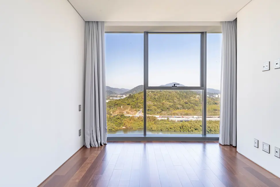 Foto 9 de Apartamento com 4 quartos à venda, 248m2 em Centro, Balneario Camboriu - SC