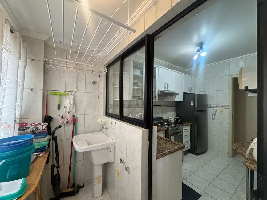 Apartamento com 2 quartos à venda, 80m2 em Centro, Balneario Camboriu - SC - imagem 8 Foto 8 de Apartamento com 2 quartos à venda, 80m2 em Centro, Balneario Camboriu - SC