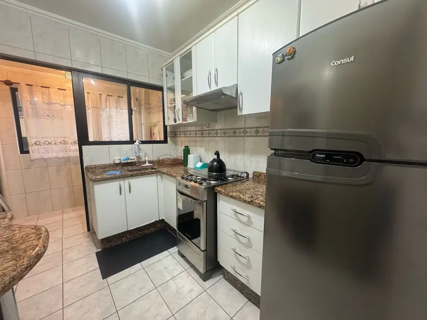 Apartamento com 2 quartos à venda, 80m2 em Centro, Balneario Camboriu - SC - imagem 7 Foto 7 de Apartamento com 2 quartos à venda, 80m2 em Centro, Balneario Camboriu - SC