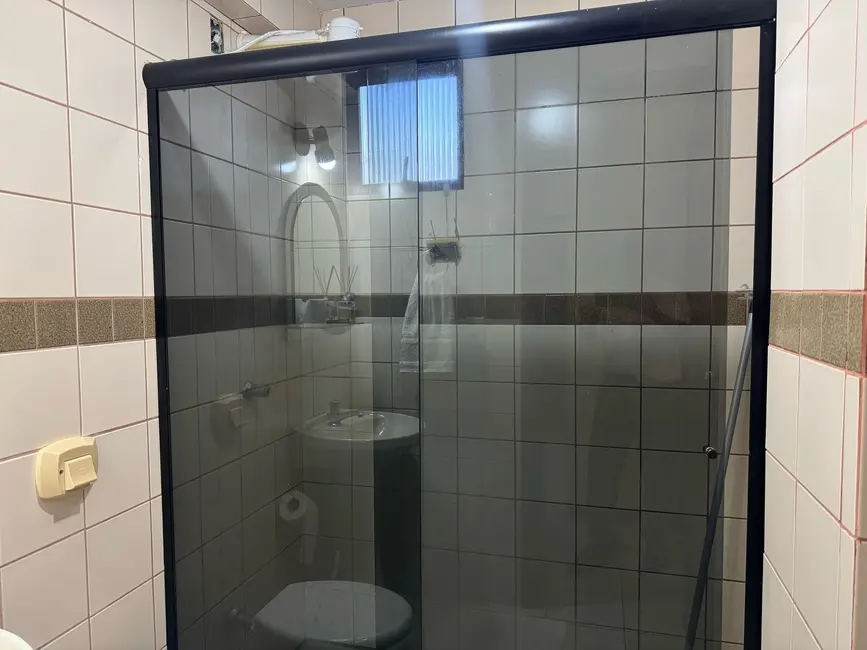 Apartamento com 2 quartos para alugar, 70m2 em Centro, Balneario Camboriu - SC - imagem 8 Foto 8 de Apartamento com 2 quartos para alugar, 70m2 em Centro, Balneario Camboriu - SC