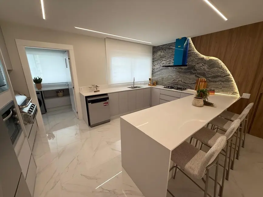 Foto 5 de Apartamento com 4 quartos à venda, 170m2 em Centro, Balneario Camboriu - SC