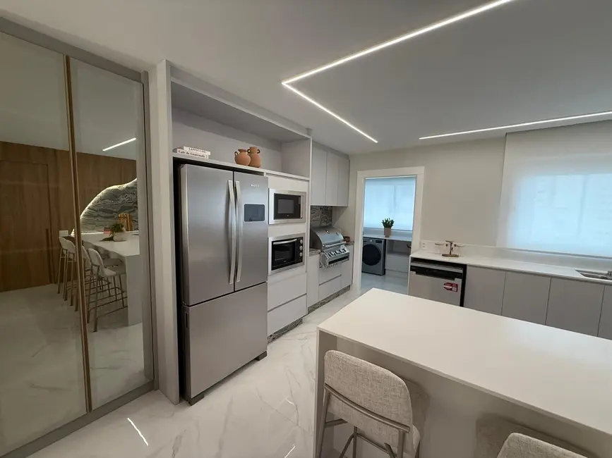 Foto 4 de Apartamento com 4 quartos à venda, 170m2 em Centro, Balneario Camboriu - SC