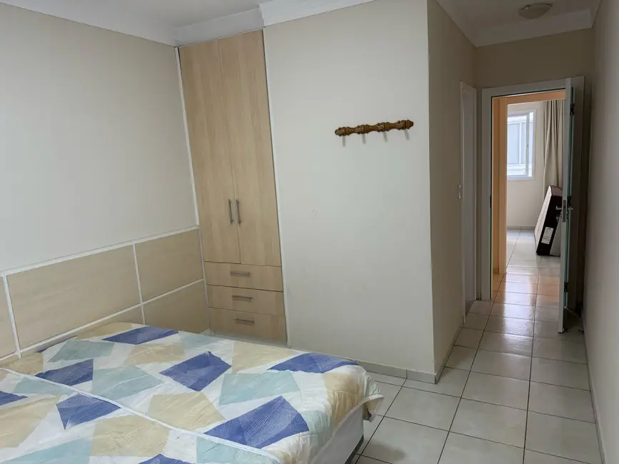 Apartamento com 2 quartos para alugar, 95m2 em Centro, Balneario Camboriu - SC - imagem 9 Foto 9 de Apartamento com 2 quartos para alugar, 95m2 em Centro, Balneario Camboriu - SC