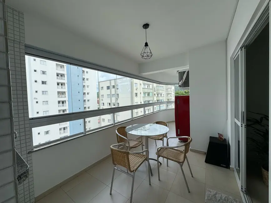 Foto 5 de Apartamento com 2 quartos à venda, 85m2 em Pioneiros, Balneario Camboriu - SC