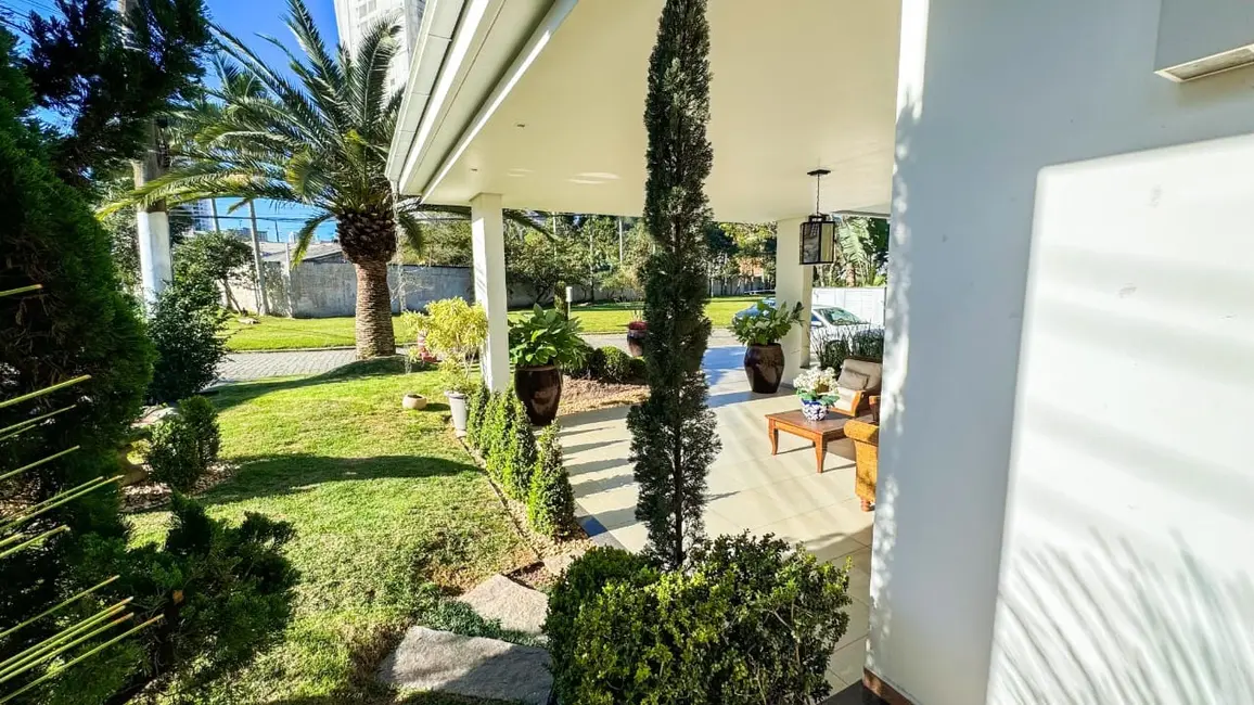 Casa de Condomínio com 5 quartos à venda, 413m2 em Itajai - SC - imagem 2 Foto 2 de Casa de Condomínio com 5 quartos à venda, 413m2 em Itajai - SC
