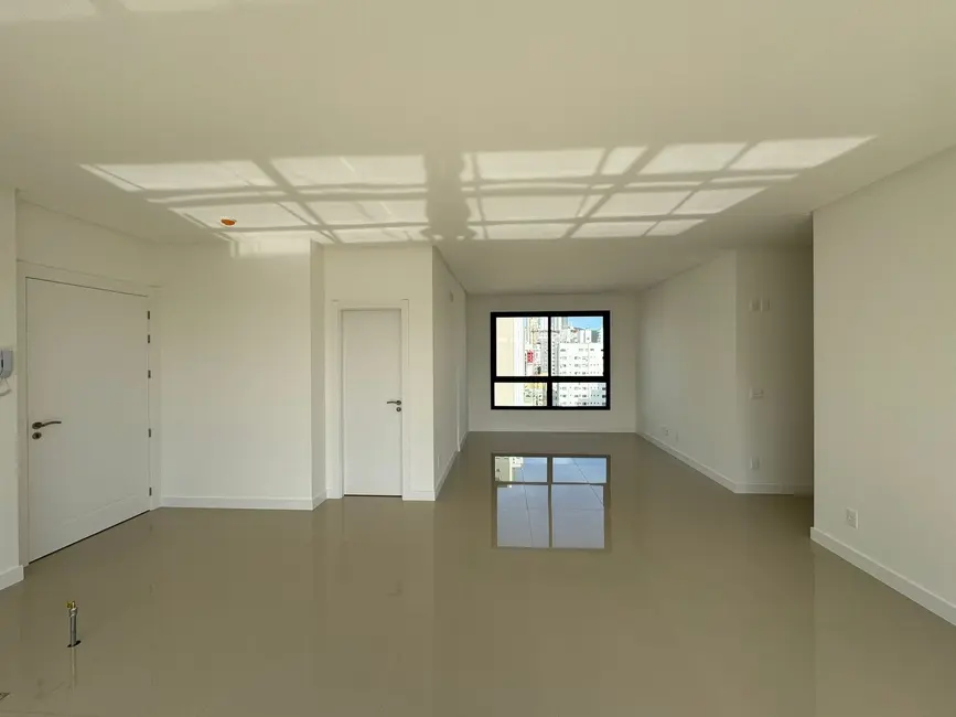 Foto 5 de Apartamento com 3 quartos à venda, 130m2 em Centro, Balneario Camboriu - SC