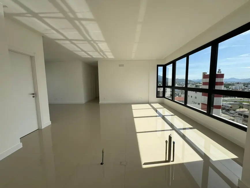 Foto 6 de Apartamento com 3 quartos à venda, 130m2 em Centro, Balneario Camboriu - SC