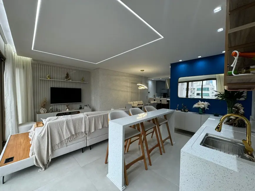 Apartamento com 4 quartos à venda, 138m2 em Centro, Balneario Camboriu - SC - imagem 3 Foto 3 de Apartamento com 4 quartos à venda, 138m2 em Centro, Balneario Camboriu - SC