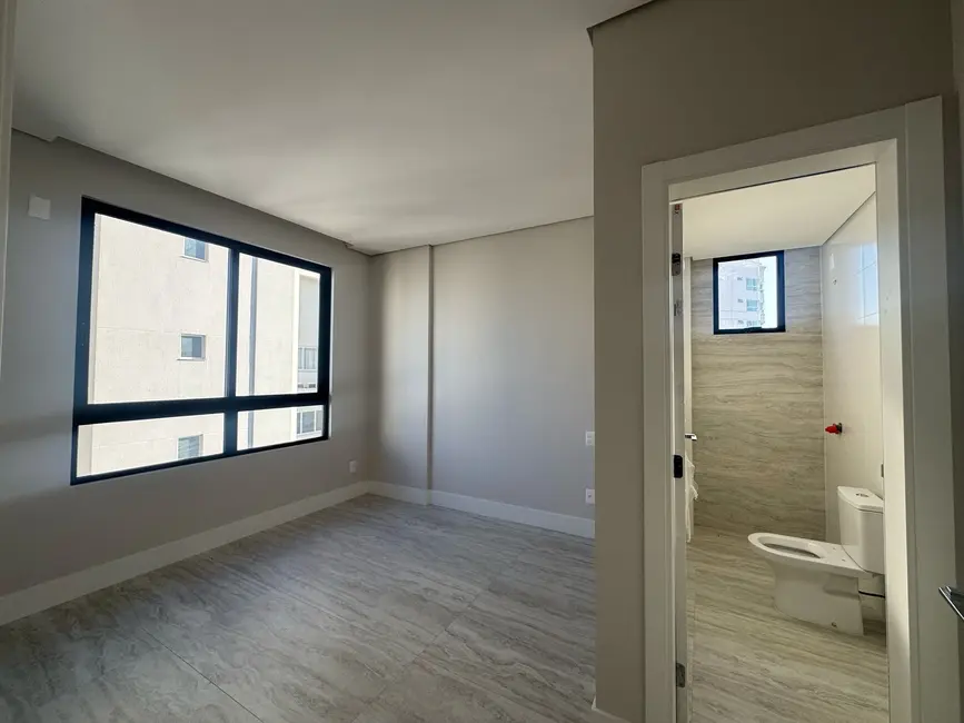 Apartamento com 4 quartos à venda, 146m2 em Pioneiros, Balneario Camboriu - SC - imagem 6 Foto 6 de Apartamento com 4 quartos à venda, 146m2 em Pioneiros, Balneario Camboriu - SC