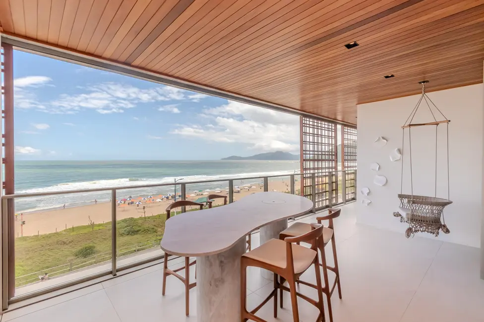 Apartamento com 4 quartos à venda, 229m2 em Itajai - SC - imagem 2 Foto 2 de Apartamento com 4 quartos à venda, 229m2 em Itajai - SC