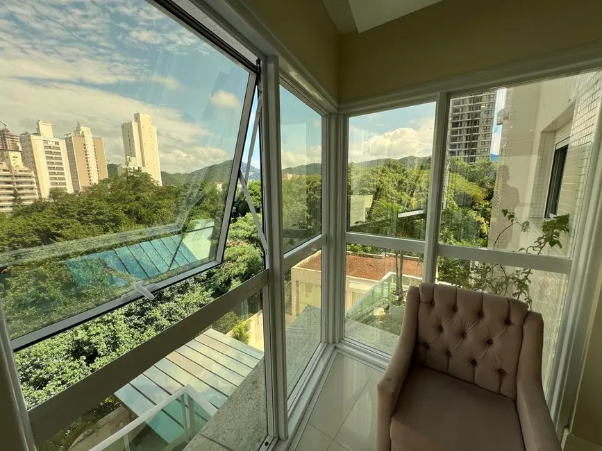 Foto 3 de Apartamento com 3 quartos à venda, 114m2 em Centro, Balneario Camboriu - SC