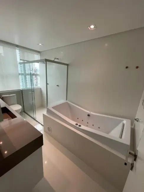 Foto 9 de Apartamento com 3 quartos à venda, 152m2 em Centro, Balneario Camboriu - SC