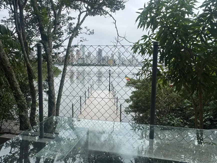 Foto 2 de Casa com 3 quartos à venda, 720m2 em Cabeçudas, Itajai - SC