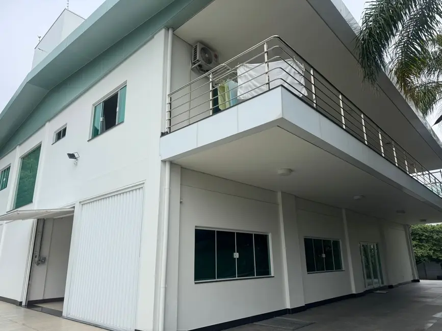 Foto 1 de Casa com 3 quartos à venda, 720m2 em Cabeçudas, Itajai - SC