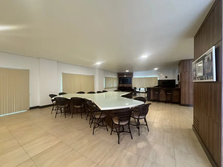 Casa com 3 quartos à venda, 720m2 em Cabeçudas, Itajai - SC - imagem 7 Foto 7 de Casa com 3 quartos à venda, 720m2 em Cabeçudas, Itajai - SC