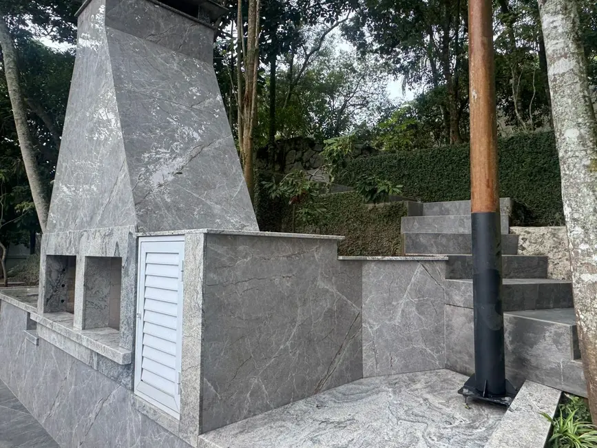 Casa com 3 quartos à venda, 720m2 em Cabeçudas, Itajai - SC - imagem 4 Foto 4 de Casa com 3 quartos à venda, 720m2 em Cabeçudas, Itajai - SC