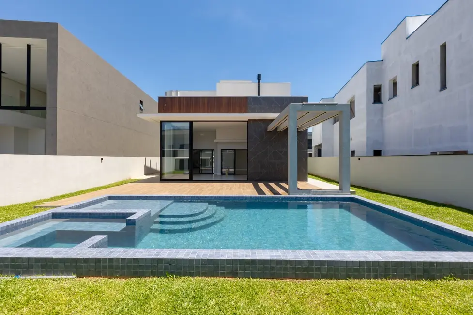 Foto 4 de Casa de Condomínio com 3 quartos à venda, 424m2 em Santa Regina, Camboriu - SC