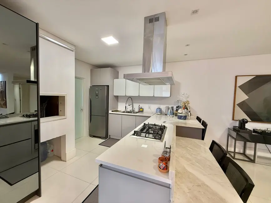 Foto 5 de Apartamento com 4 quartos à venda, 164m2 em Centro, Balneario Camboriu - SC