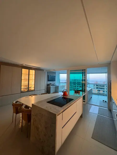 Apartamento com 3 quartos à venda, 204m2 em Itajai - SC - imagem 5 Foto 5 de Apartamento com 3 quartos à venda, 204m2 em Itajai - SC