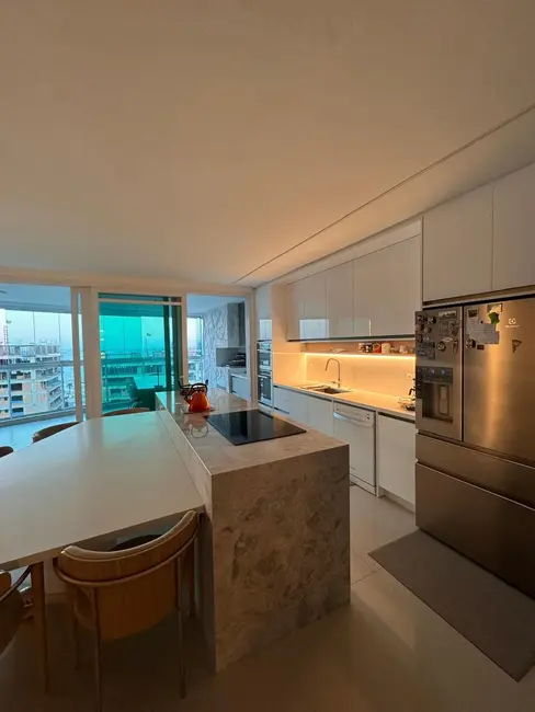 Apartamento com 3 quartos à venda, 204m2 em Itajai - SC - imagem 6 Foto 6 de Apartamento com 3 quartos à venda, 204m2 em Itajai - SC