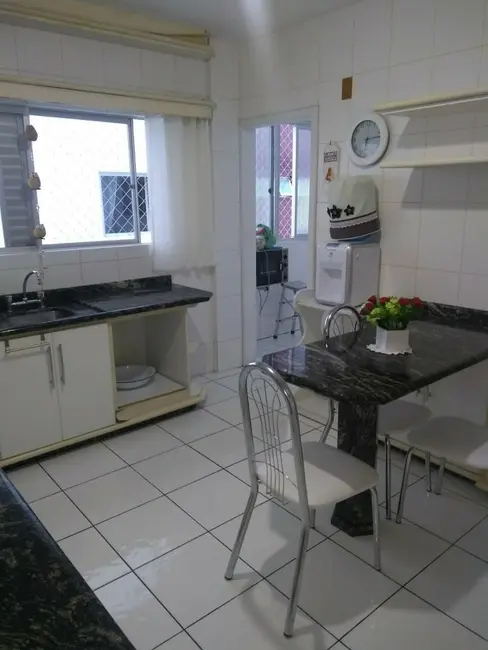 Apartamento com 4 quartos à venda, 150m2 em Centro, Balneario Camboriu - SC - imagem 3 Foto 3 de Apartamento com 4 quartos à venda, 150m2 em Centro, Balneario Camboriu - SC