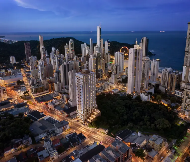 Apartamento com 4 quartos à venda, 145m2 em Pioneiros, Balneario Camboriu - SC - imagem 4 Foto 4 de Apartamento com 4 quartos à venda, 145m2 em Pioneiros, Balneario Camboriu - SC