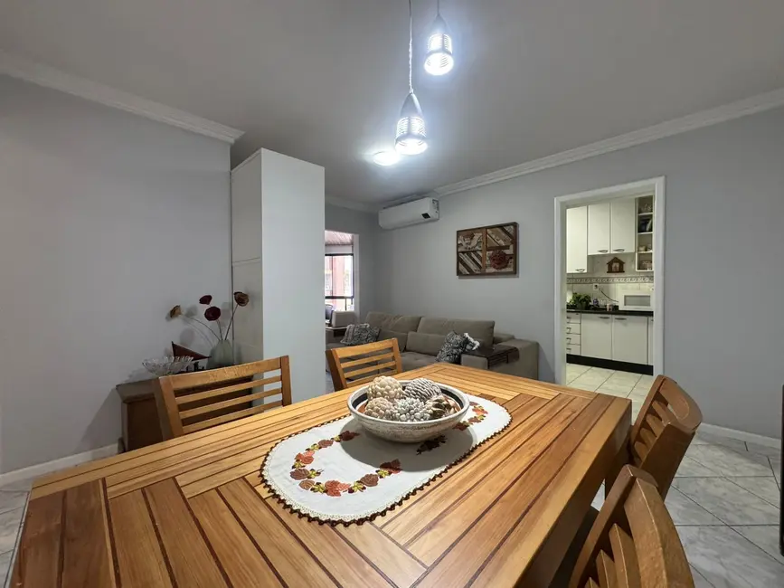 Foto 1 de Apartamento com 3 quartos à venda, 85m2 em Centro, Balneario Camboriu - SC