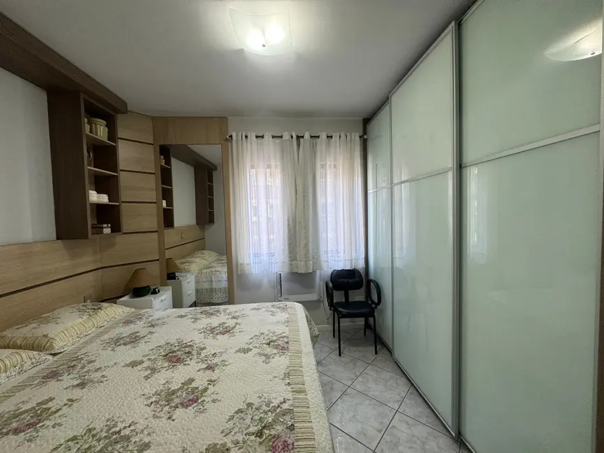 Foto 8 de Apartamento com 3 quartos à venda, 85m2 em Centro, Balneario Camboriu - SC