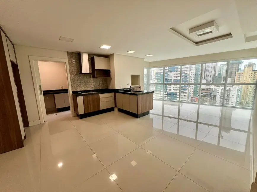 Foto 1 de Apartamento com 3 quartos à venda, 114m2 em Centro, Balneario Camboriu - SC