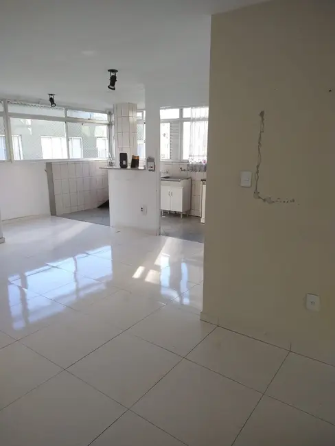 Apartamento com 3 quartos à venda, 90m2 em Centro, Balneario Camboriu - SC - imagem 4 Foto 4 de Apartamento com 3 quartos à venda, 90m2 em Centro, Balneario Camboriu - SC