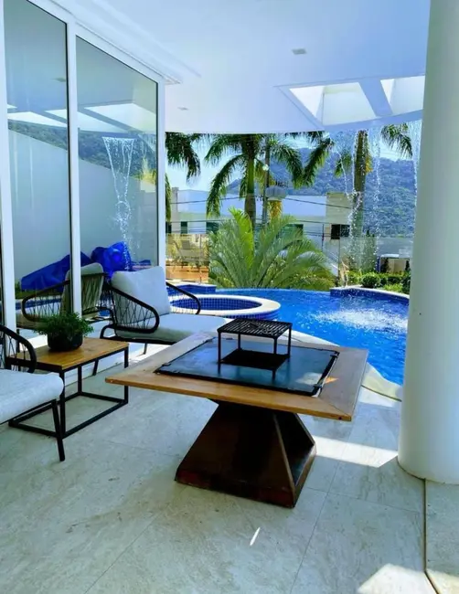 Foto 1 de Casa de Condomínio com 4 quartos à venda, 634m2 em Barra, Balneario Camboriu - SC