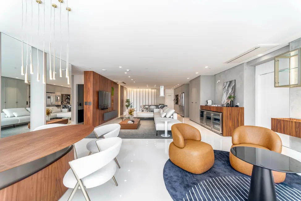 Apartamento com 4 quartos à venda, 261m2 em Centro, Balneario Camboriu - SC - imagem 6 Foto 6 de Apartamento com 4 quartos à venda, 261m2 em Centro, Balneario Camboriu - SC