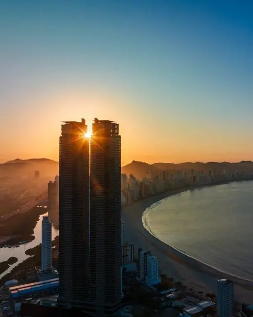 Foto 9 de Apartamento com 4 quartos à venda, 261m2 em Balneario Camboriu - SC