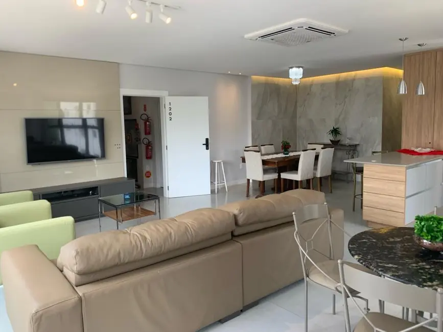 Foto 3 de Apartamento com 4 quartos para alugar, 127m2 em Pioneiros, Balneario Camboriu - SC