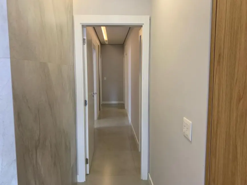 Foto 9 de Apartamento com 4 quartos para alugar, 127m2 em Pioneiros, Balneario Camboriu - SC