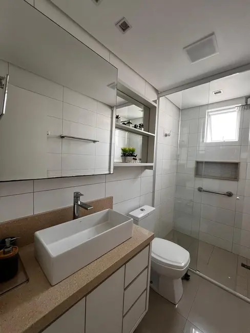 Apartamento com 3 quartos para alugar, 118m2 em Pioneiros, Balneario Camboriu - SC - imagem 9 Foto 9 de Apartamento com 3 quartos para alugar, 118m2 em Pioneiros, Balneario Camboriu - SC