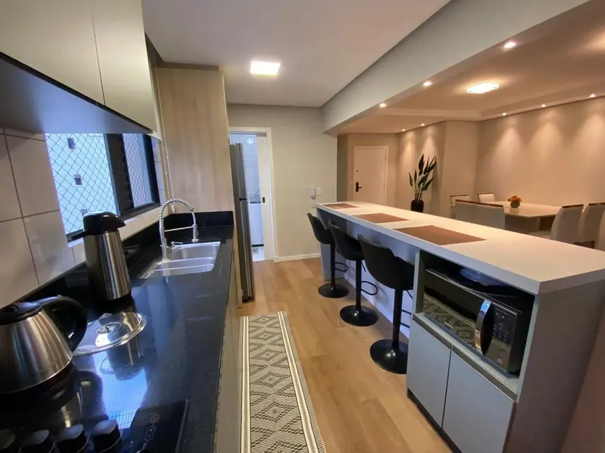 Foto 9 de Apartamento com 3 quartos à venda, 120m2 em Itapema - SC