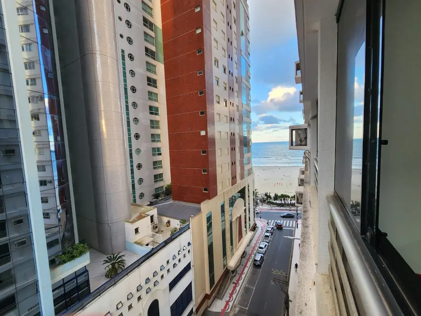 Foto 1 de Apartamento com 3 quartos para alugar, 120m2 em Centro, Balneario Camboriu - SC