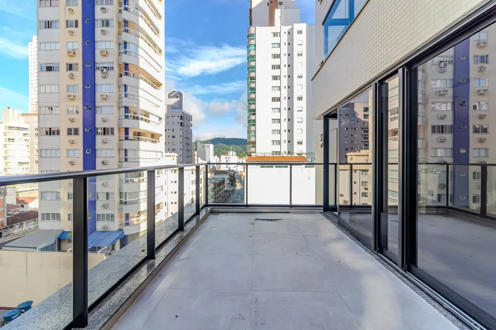 Apartamento com 4 quartos à venda, 155m2 em Centro, Balneario Camboriu - SC - imagem 4 Foto 4 de Apartamento com 4 quartos à venda, 155m2 em Centro, Balneario Camboriu - SC