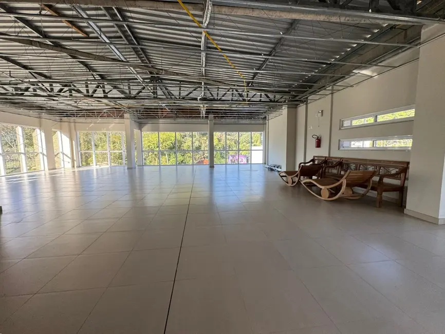 Sala Comercial para alugar, 250m2 em Ariribá, Balneario Camboriu - SC - imagem 3 Foto 3 de Sala Comercial para alugar, 250m2 em Ariribá, Balneario Camboriu - SC