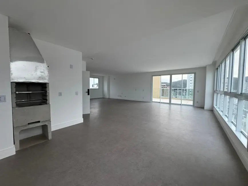 Foto 2 de Apartamento com 4 quartos à venda, 238m2 em Centro, Balneario Camboriu - SC