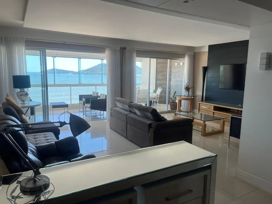 Apartamento com 3 quartos à venda, 200m2 em Centro, Balneario Camboriu - SC - imagem 3 Foto 3 de Apartamento com 3 quartos à venda, 200m2 em Centro, Balneario Camboriu - SC