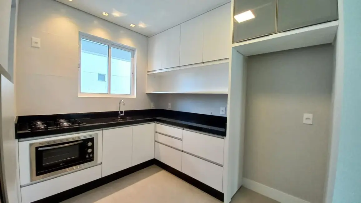 Apartamento com 3 quartos à venda, 120m2 em Centro, Balneario Camboriu - SC - imagem 4 Foto 4 de Apartamento com 3 quartos à venda, 120m2 em Centro, Balneario Camboriu - SC