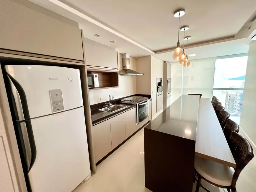 Foto 4 de Apartamento com 3 quartos à venda, 117m2 em Centro, Balneario Camboriu - SC