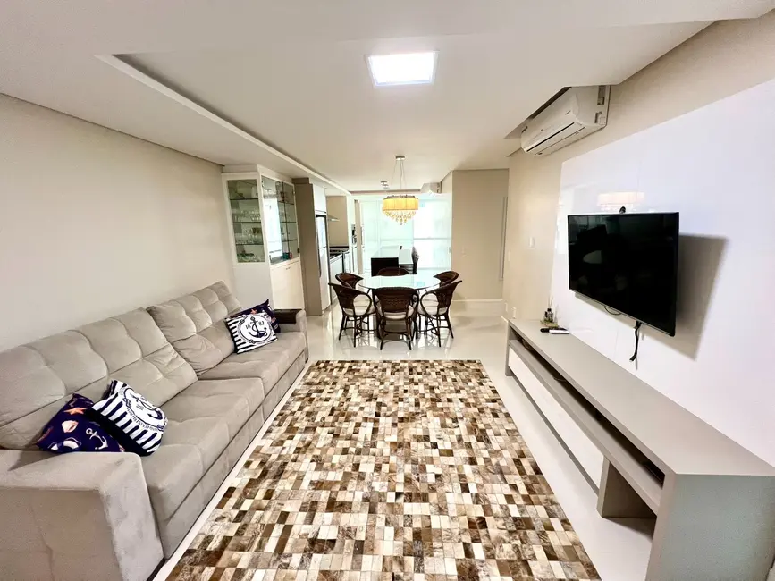 Foto 2 de Apartamento com 3 quartos à venda, 117m2 em Centro, Balneario Camboriu - SC